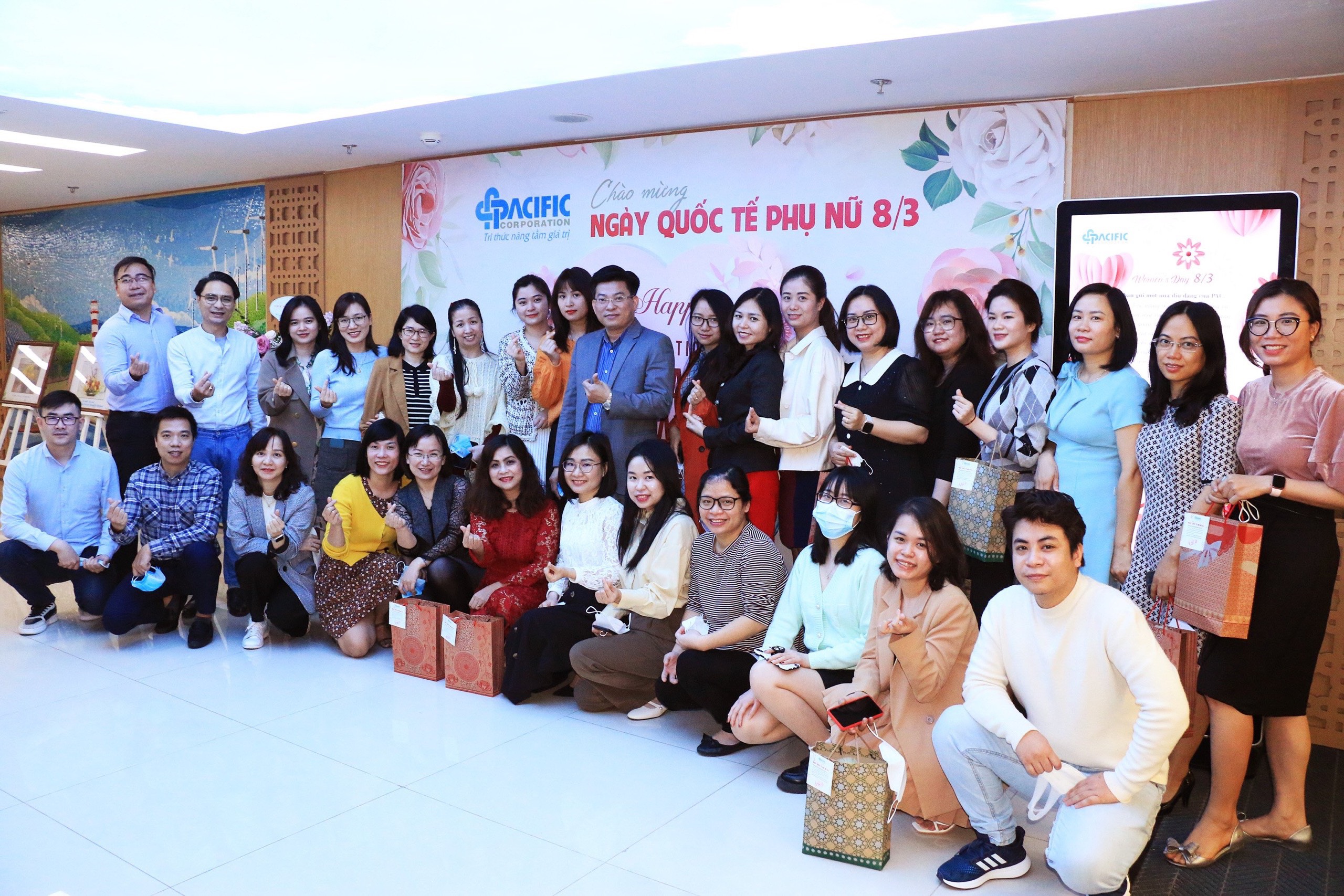 Nét đẹp một nửa yêu thương của Tập đoàn 